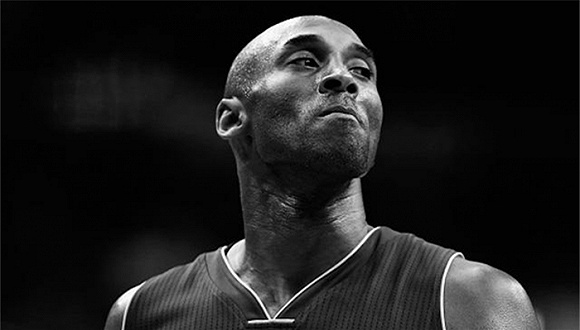 詹姆斯：亚当斯强的离谱，全队人加上教练组、安保才能卡住他