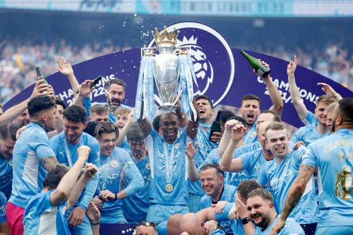 JDG失败后，无畏粉丝自我怀疑，绝意燃成舍利子，别慌，马上打DYG