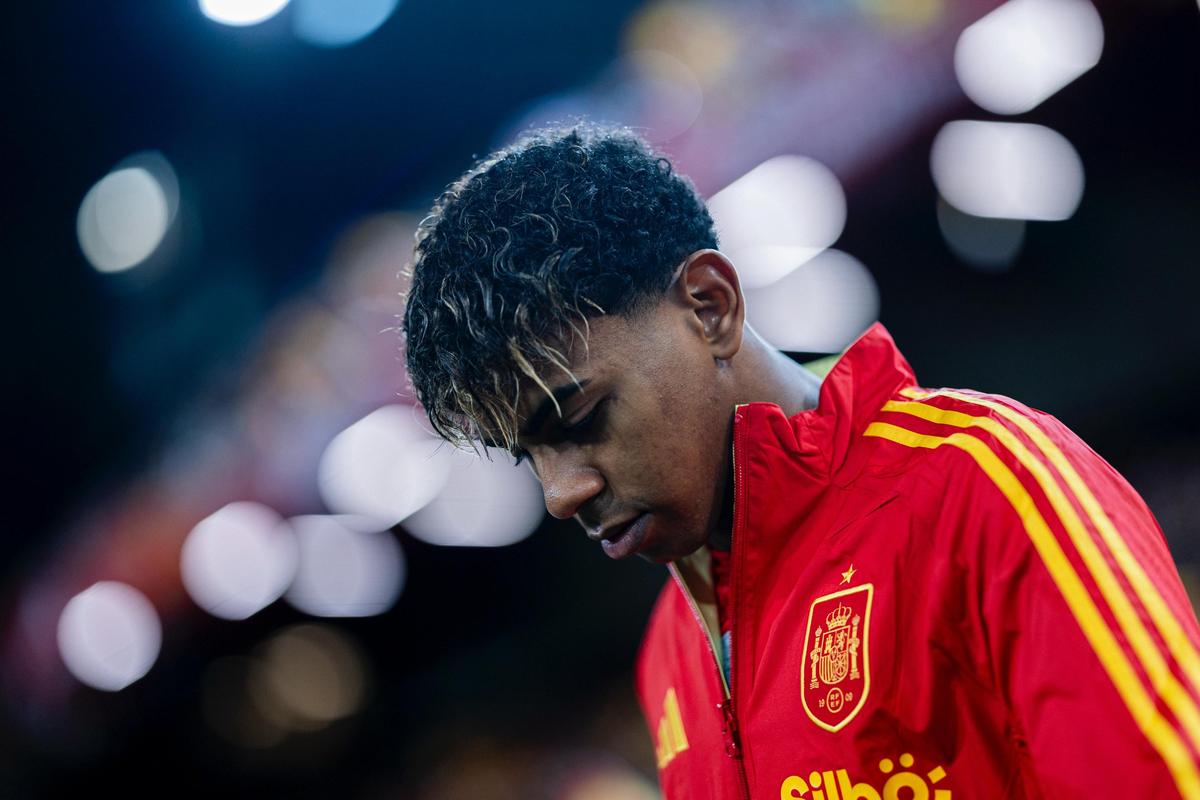 专业VAR团队复盘曼城扳平进球：B席对库尔图瓦犯规遭无视