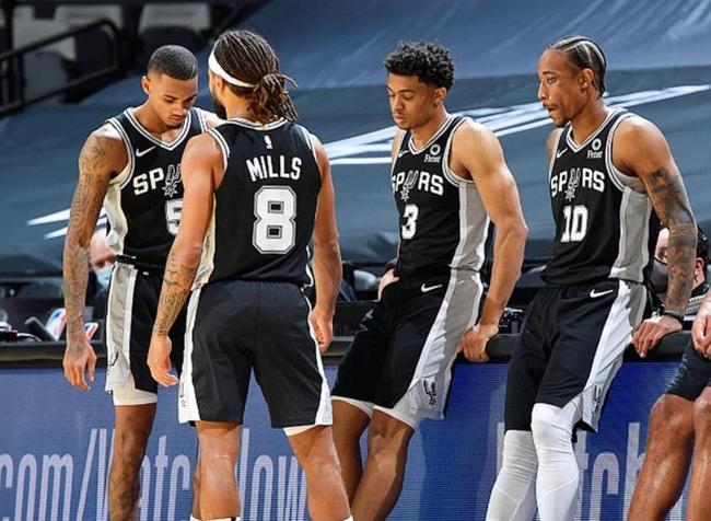 CBA常规赛：6人得分上双 吉林击退福建迎首胜