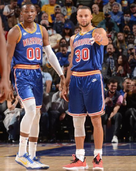 CBA季后赛：青岛国信制药主场憾负浙江方兴渡