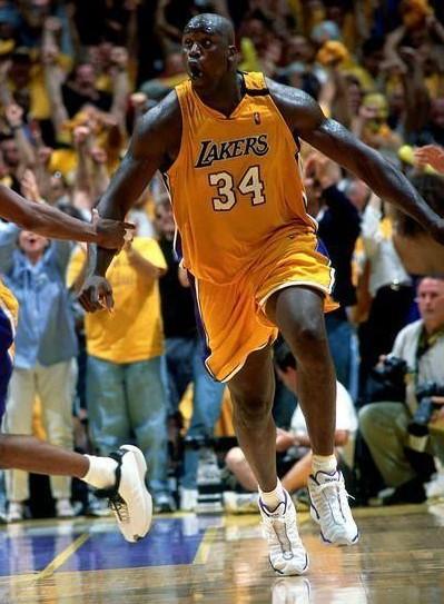 这些年字母哥遭受的防守