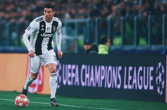 瑞昌羽球大师赛打入4强 诺瓦赞艾迪尔很努力