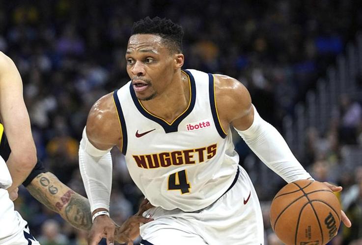 掘金主帅：将根据戈登的腿筋拉伤程度来确定具体的伤停时间