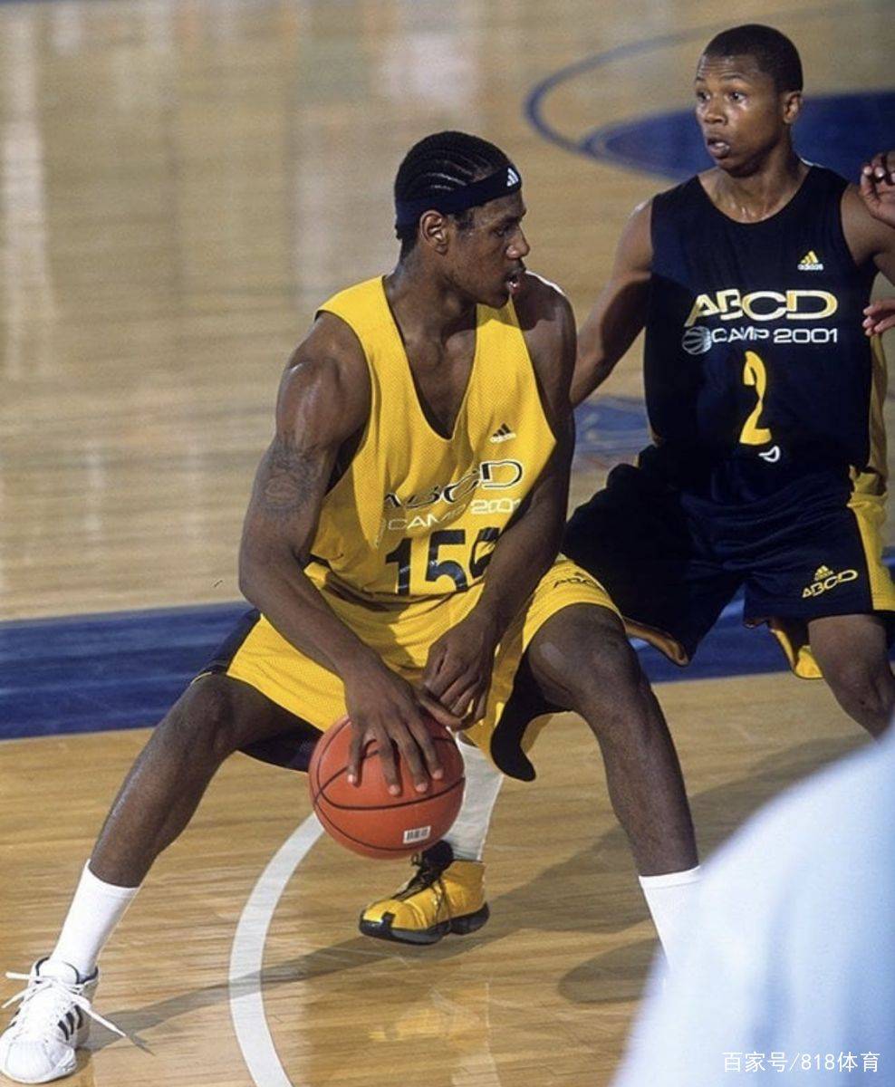 太阳112-107险胜尼克斯 布克31+8