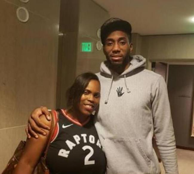 解析投手如何在满垒情况下通过三振缓解全队的防守压力