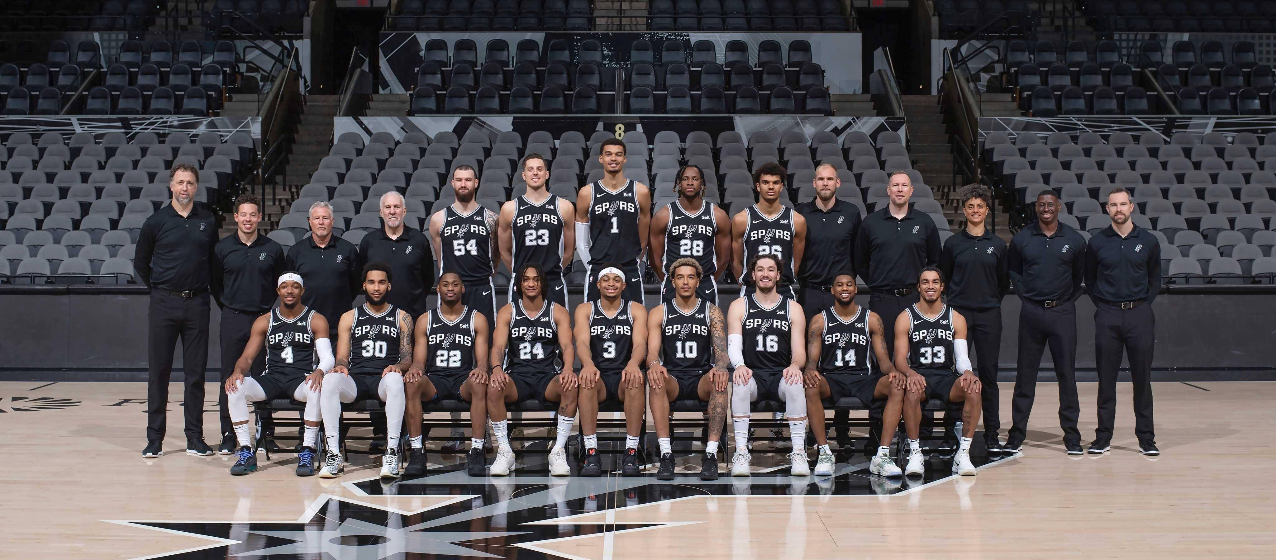 官方：内马尔父亲拥有的公司NR Sports正式收购贝利品牌