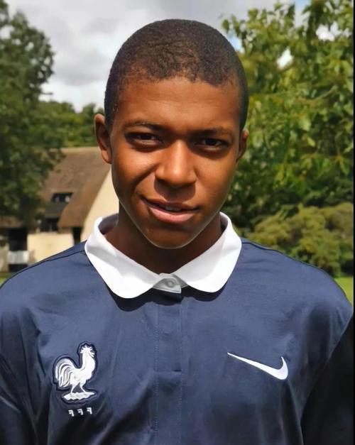 每体：巴萨不考虑激活拉什福德买断条款，曼联可能召回他