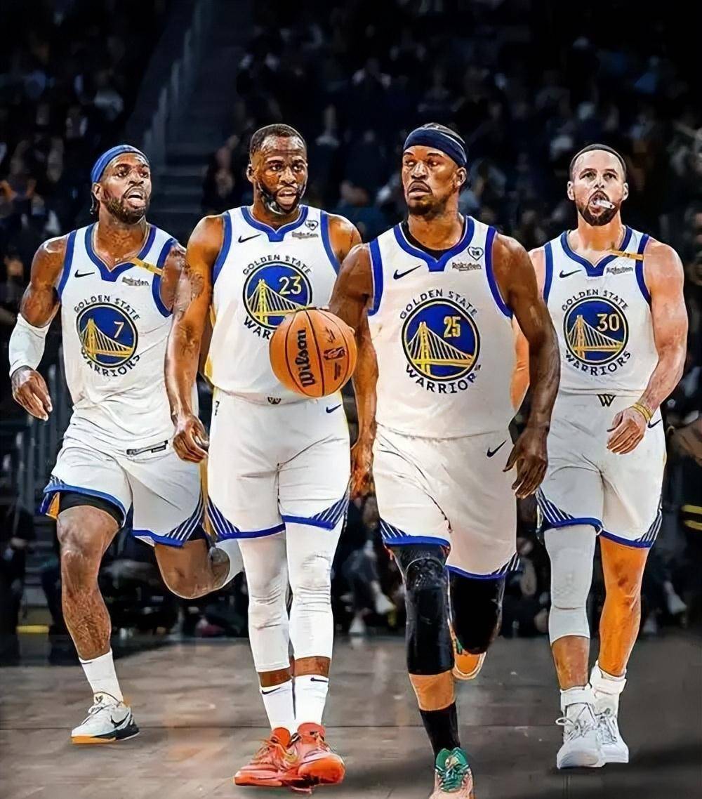 半场：拜仁2-2弗赖堡，卡尔、奥利塞分别传射，铃木唯人进球